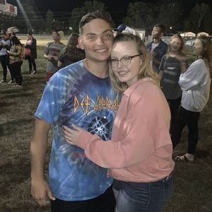 Meet your Posher, Elysia